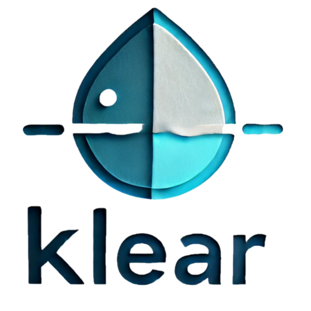 Abstrakti sinivalkoinen kalanmuotoinen logo ja teksti "klear" mustalla taustalla.